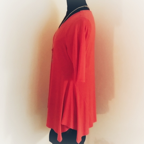 Glitterscape Brand Tunic w/ necklace Size L - Picture 3 of 10